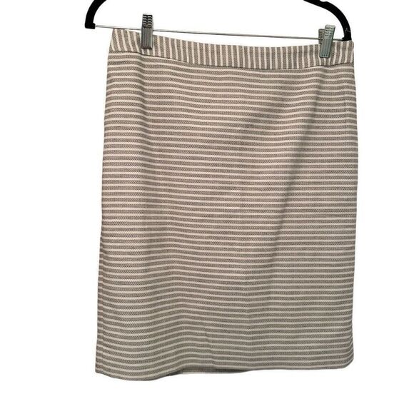 Talbots cream with grey stripes skirt suit- size 6 - Picture 4 of 14